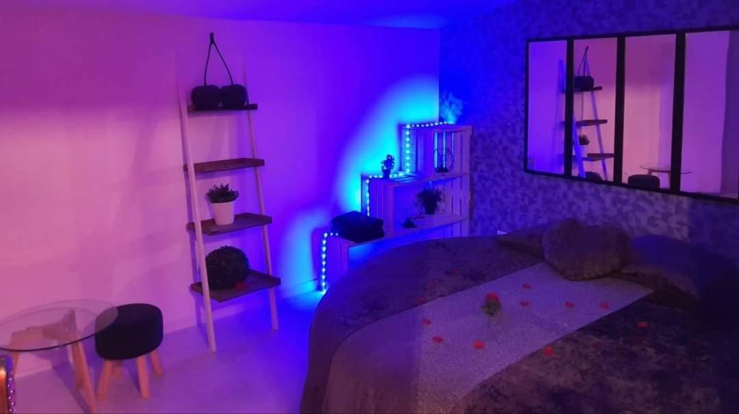 Love Rooms De La Presqu'Ile Saint-Vincent-de-Paul  المظهر الخارجي الصورة